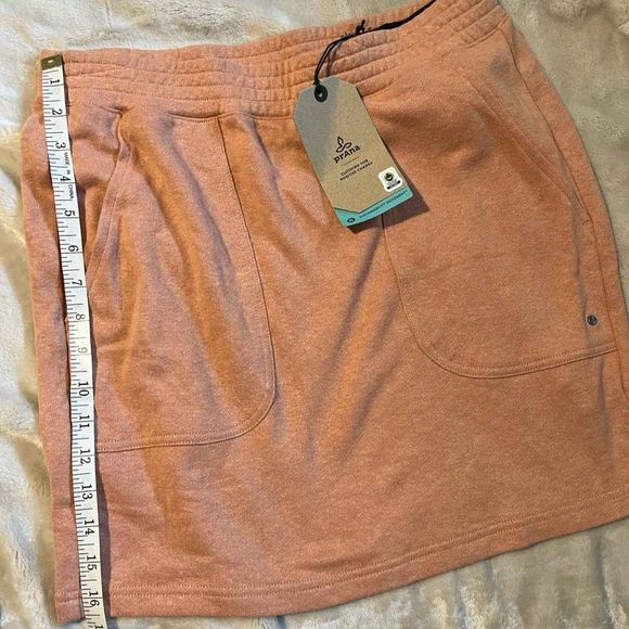 Prana Cozy Up Sport Skirt - Size Small, NWT, Perfect Condition - Picture 3 of 6